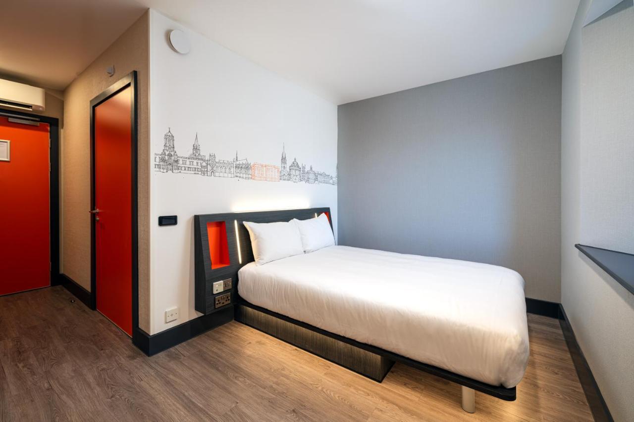 Easyhotel 牛津 外观 照片