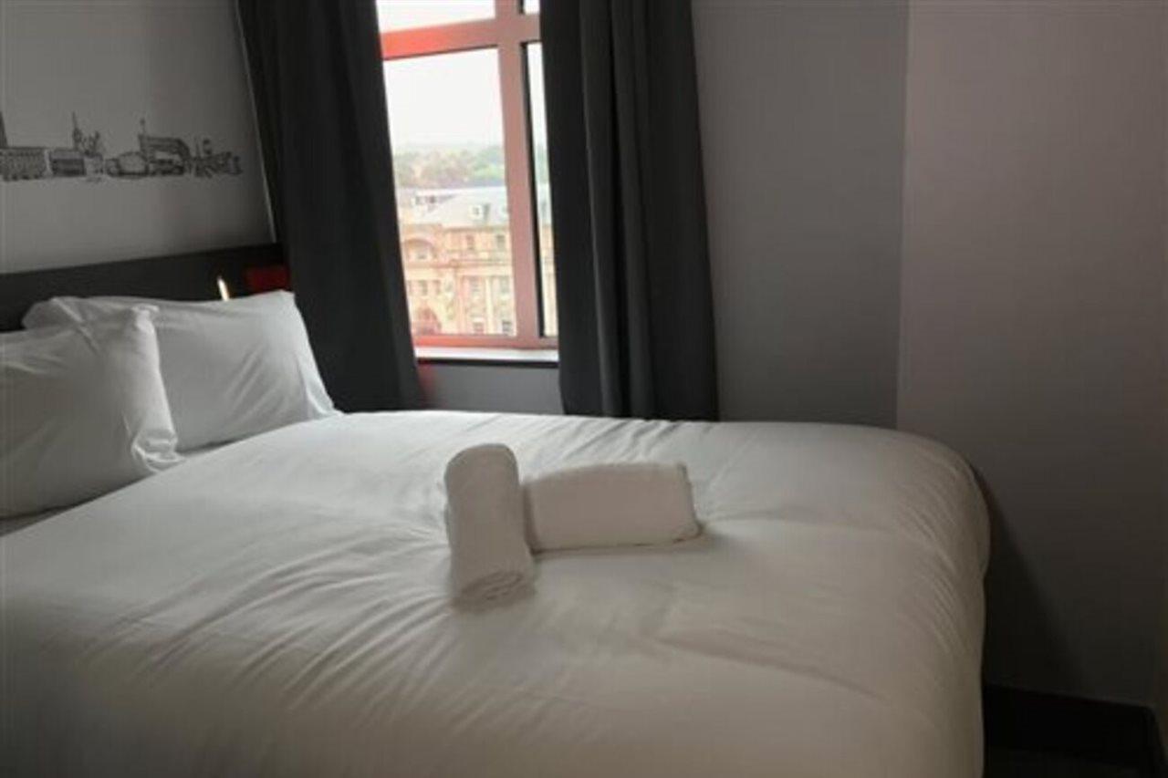 Easyhotel 牛津 外观 照片